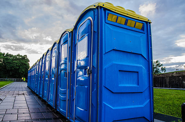 Best Porta potty delivery and setup  in Versailles, OH